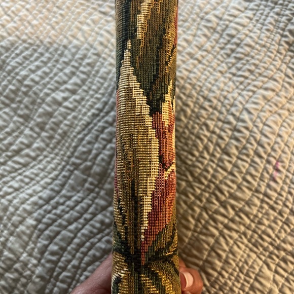 Embroidered Clutch - Picture 7 of 7